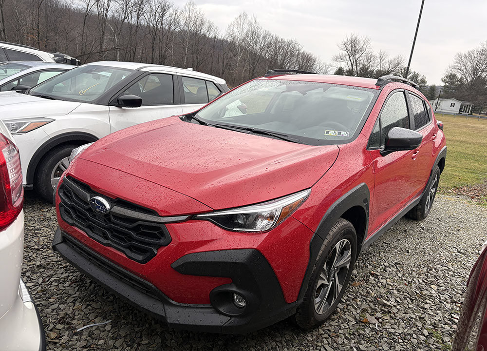 Used 2025 Subaru Crosstrek 2.5i Premium AWD/4WD image 3