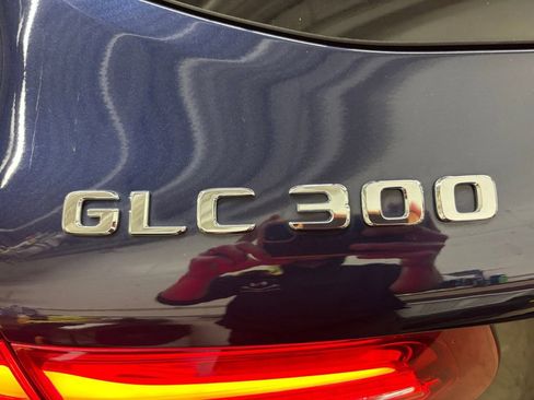 Used 2019 Mercedes-Benz GLC 300 4MATIC image 30