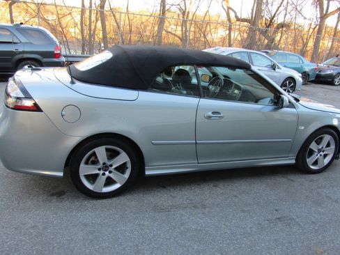 Used 2011 Saab 9-3 Turbo4 image 19