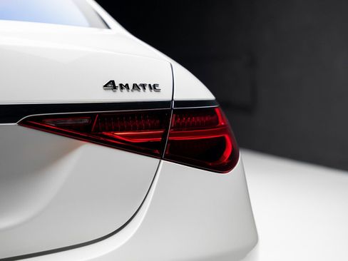 Used 2023 Mercedes-Benz S 500 4MATIC w/ AMG Line image 27