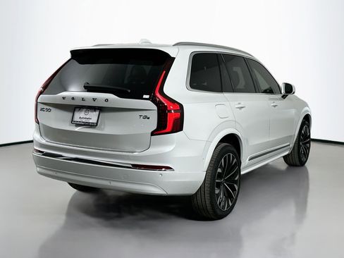 New 2025 Volvo XC90 T8 Ultra w/ Protection Package Premier image 5