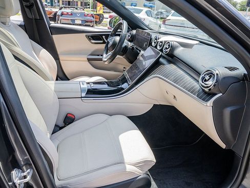 Used 2023 Mercedes-Benz C 300 4MATIC Sedan w/ Pinnacle Trim Package image 18