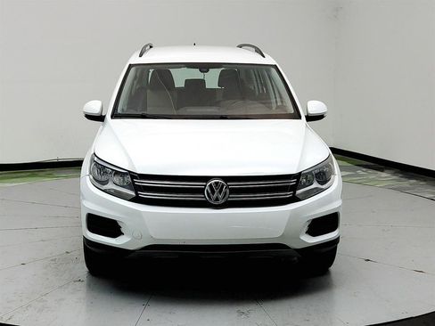 Used 2017 Volkswagen Tiguan S FWD image 2