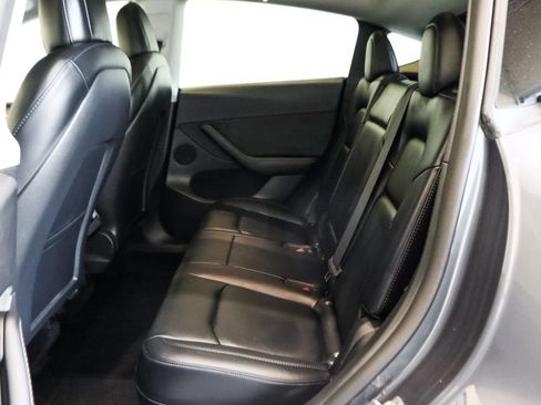 Used 2022 Tesla Model Y Performance AWD/4WD image 40