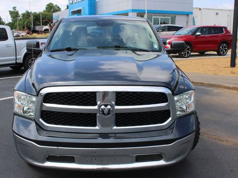 Used 2019 RAM 1500 Tradesman w/ Chrome Plus Package AWD/4WD image 3