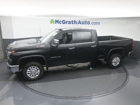 New 2025 Chevrolet Silverado 2500 LTZ w/ LTZ Convenience Package image 24