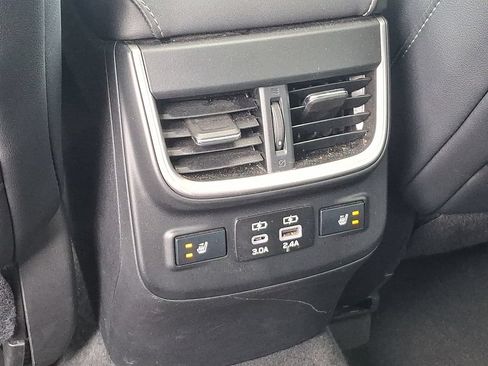 Used 2024 Subaru Outback Touring XT AWD/4WD image 11