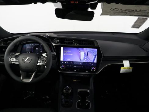 New 2026 Lexus RZ 350e image 4