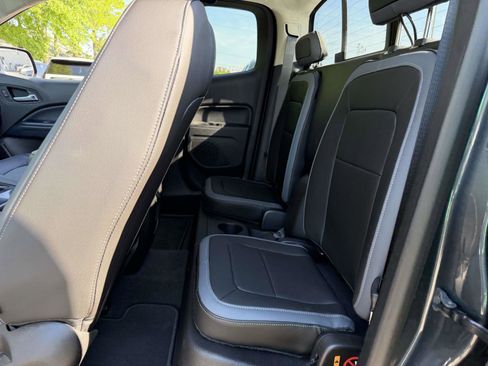 Used 2019 Chevrolet Colorado Z71 AWD/4WD image 15