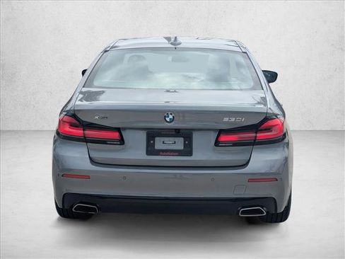 Certified 2023 BMW 530i xDrive w/ Premium Package AWD/4WD image 7