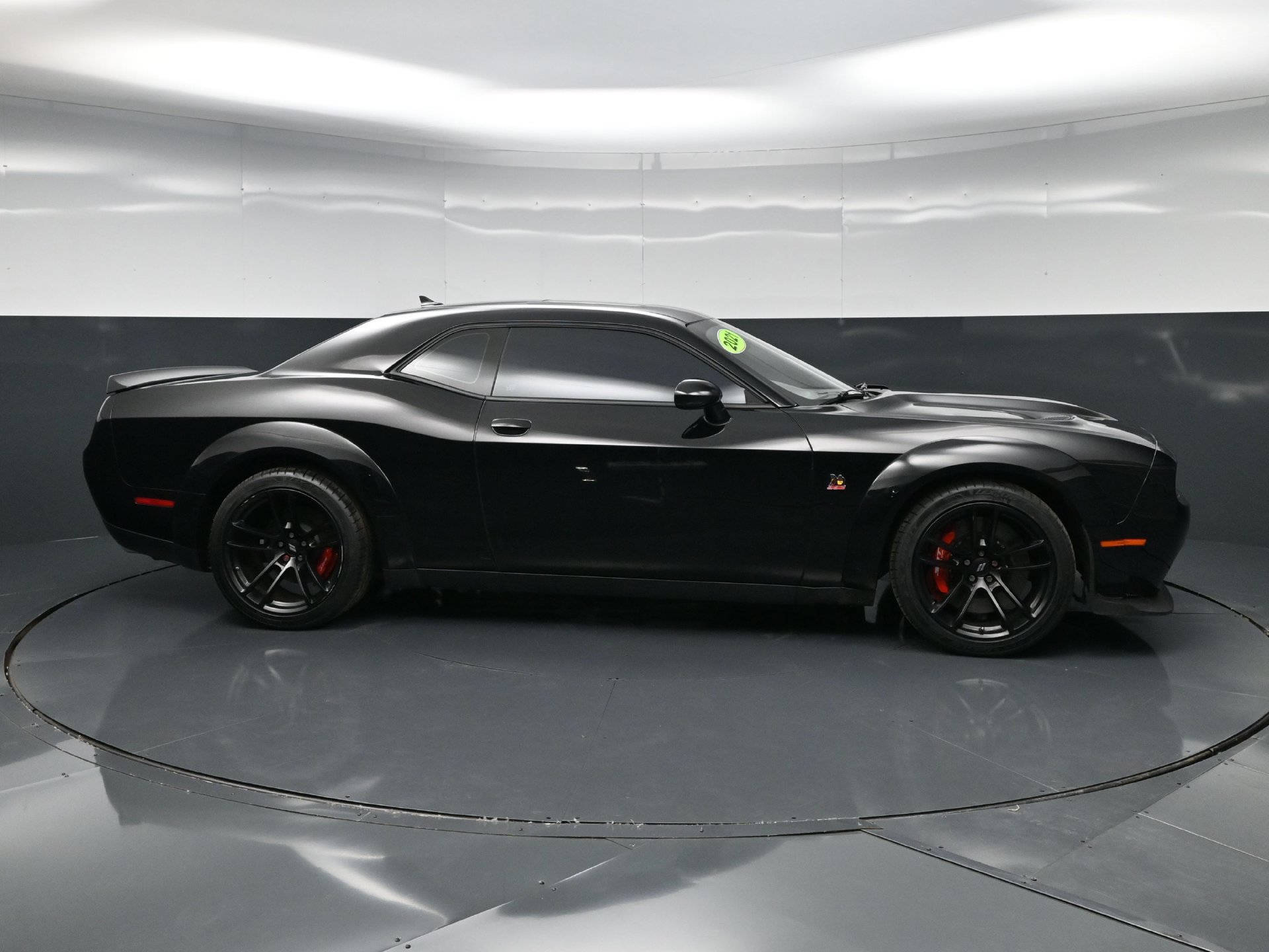 Used 2021 Dodge Challenger R/T Scat Pack RWD image 9
