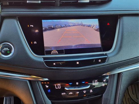 Used 2020 Cadillac XT5 Sportv image 8