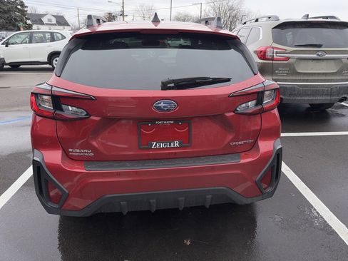 Certified 2025 Subaru Crosstrek 2.5i Limited image 4