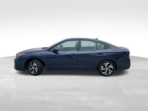 Used 2025 Subaru Legacy Premium w/ Popular Package #1A AWD/4WD image 3