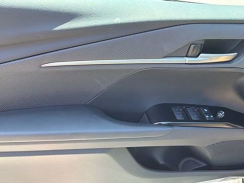 New 2026 Toyota Camry Hybrid FWD image 24