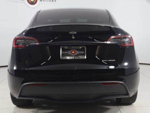 Used 2025 Tesla Model Y Long Range image 48