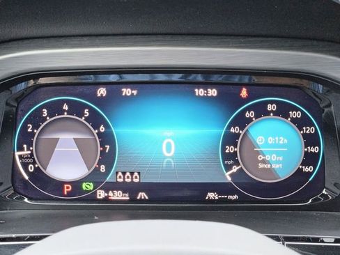 Used 2024 Volkswagen Atlas Cross Sport SE image 19