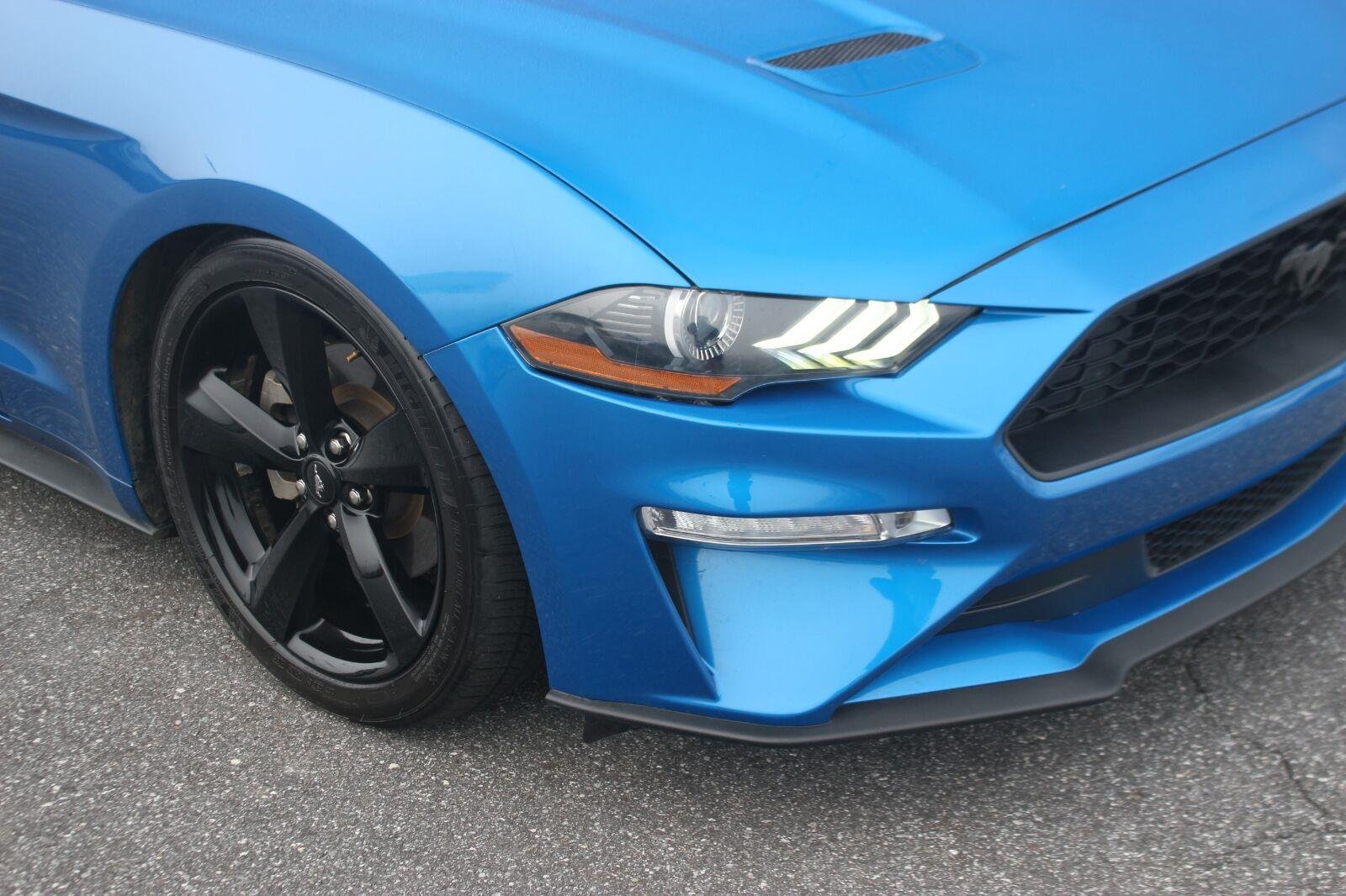 Used 2021 Ford Mustang Premium w/ Equipment Group 201A RWD image 9
