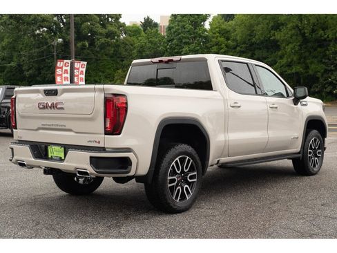 New 2026 GMC Sierra 1500 AT4 AWD/4WD image 8