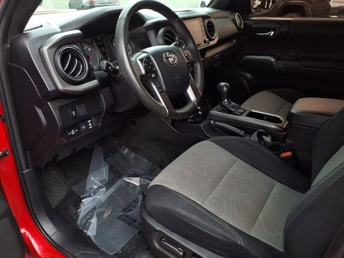 Certified 2023 Toyota Tacoma TRD Sport image 13