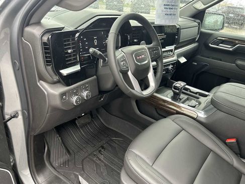 New 2026 GMC Sierra 1500 Elevation AWD/4WD image 11