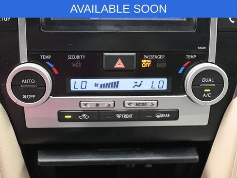 Used 2014 Toyota Camry LE FWD image 21