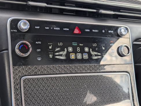 Used 2025 Genesis GV80 3.5T e-SC image 22