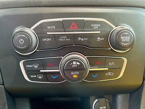 Used 2022 Dodge Charger R/T w/ Blacktop Package image 15