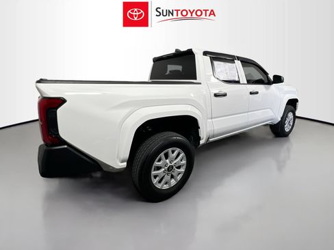 Used 2025 Toyota Tacoma SR RWD image 4