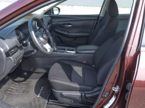 Used 2025 Nissan Sentra SV FWD image 7