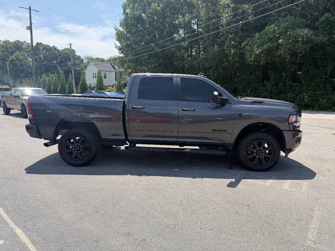 Used 2020 RAM 2500 Big Horn w/ Night Edition AWD/4WD image 4