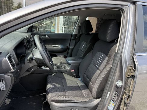 Used 2017 Kia Sportage LX w/ LX Popular Package AWD/4WD image 12