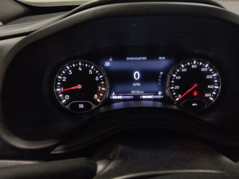 Used 2021 Jeep Renegade Latitude AWD/4WD image 23