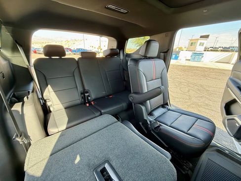 New 2026 Chevrolet Traverse RS w/ LPO, Floor Liner Package image 34