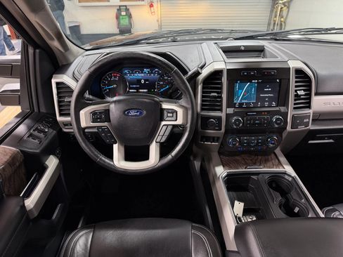 Used 2019 Ford F350 Lariat w/ Lariat Ultimate Package image 21