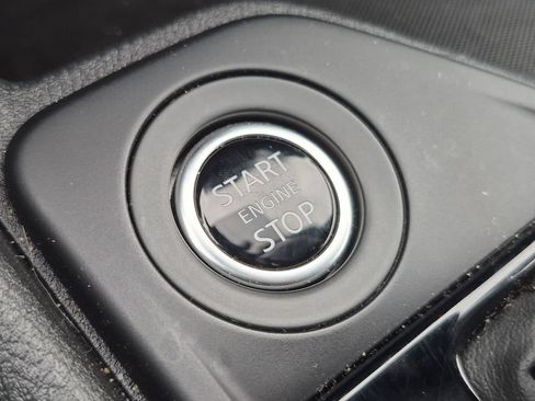 Used 2025 Nissan Sentra S FWD image 16