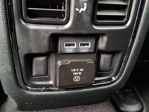 Used 2020 Jeep Grand Cherokee Limited w/ Trailer Tow Group IV AWD/4WD image 11