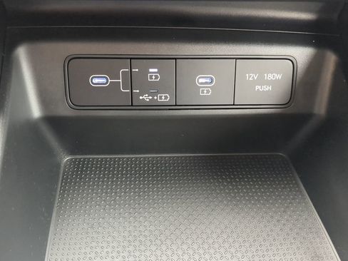 Certified 2025 Hyundai Tucson SE image 21