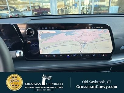 New 2026 Chevrolet Traverse LT w/ Driver Confidence Package