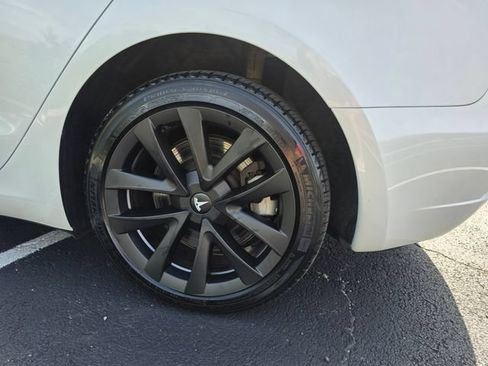 Used 2023 Tesla Model 3 Standard Range RWD image 10
