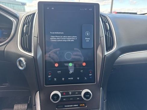 Used 2021 Ford Edge Titanium w/ Class II Trailer Tow Package image 11