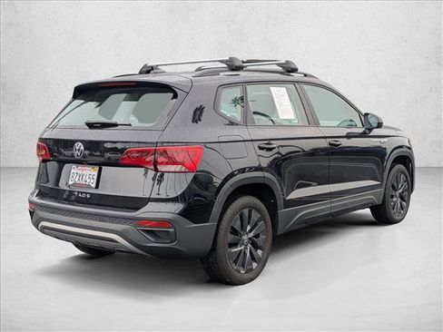 Used 2022 Volkswagen Taos S image 5