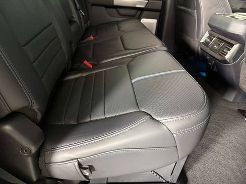 Used 2025 Ford F250 Platinum AWD/4WD image 30