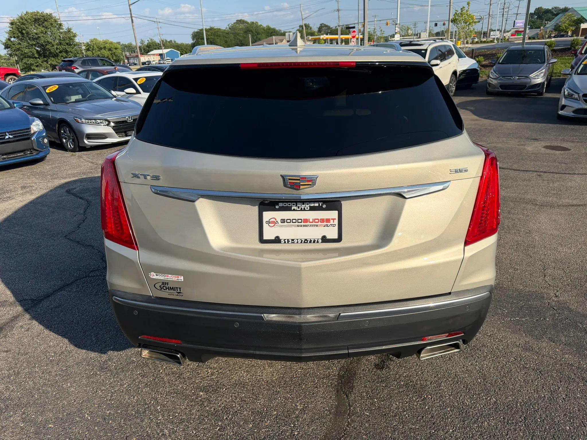 Used 2017 Cadillac XT5 FWD image 8