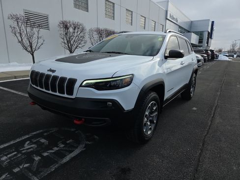 Used 2020 Jeep Cherokee Trailhawk w/ Technology Group image 2