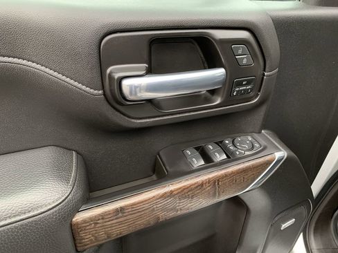 Used 2021 GMC Sierra 2500 Denali w/ Denali Ultimate Package image 17