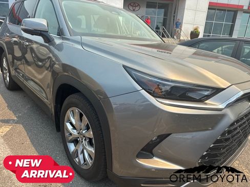 Used 2025 Toyota Grand Highlander AWD Hybrid image 1