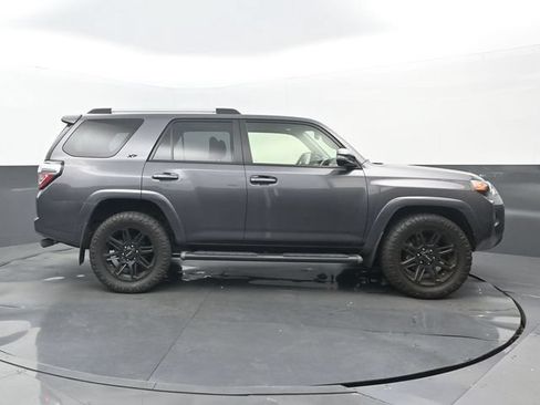 Used 2023 Toyota 4Runner SR5 Premium w/ Moonroof Package RWD image 2