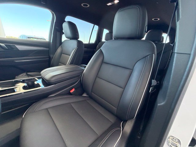 Used 2026 Buick Enclave Preferred FWD image 24