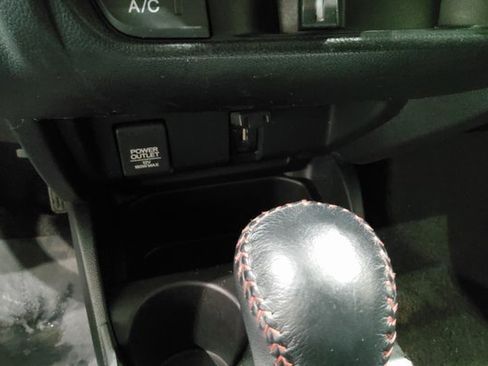 Used 2018 Honda Fit Sport image 28